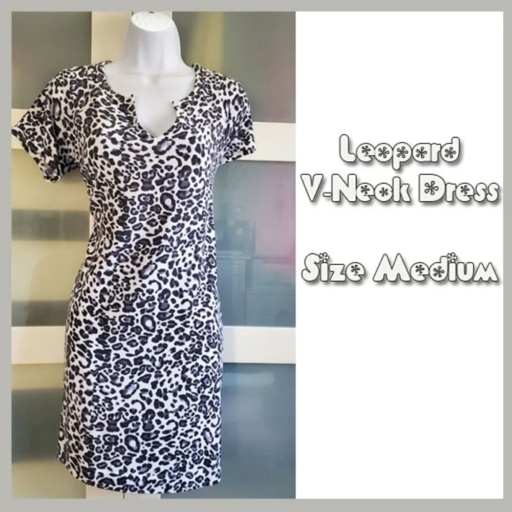 🐆✨ Cable & Gauge Leopard V-Neck Dress – Size Medium - Picture 3 of 5